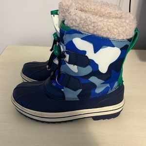 Boden snow boots